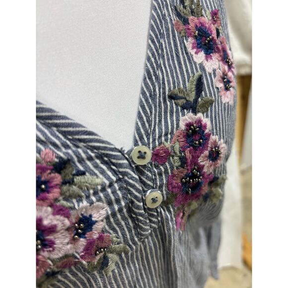Abercrombie & Fitch Embroidered Floral Stripe too Women’s Medium Boho Peasant - Picture 6 of 7